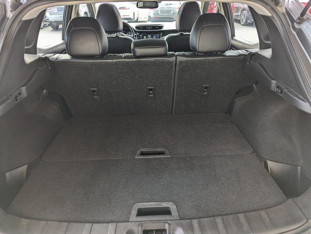 2023 Nissan Qashqai SL - AWD, Heated Seats, Sunroof image 8