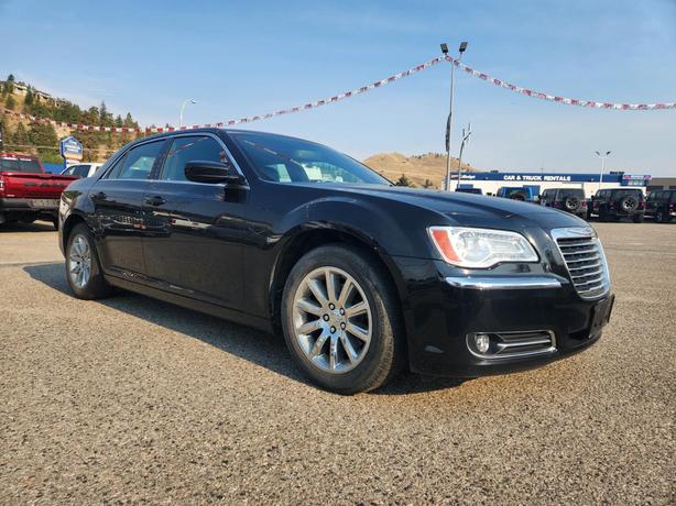 2014 Chrysler 300 Touring | RWD | Leather Trim | Bluetooth | Engine Block Heater image 2