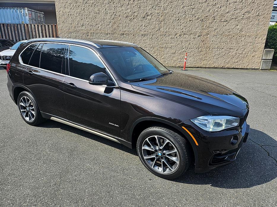 2014 BMW  X5 xDrive35i xDrive35i display photo