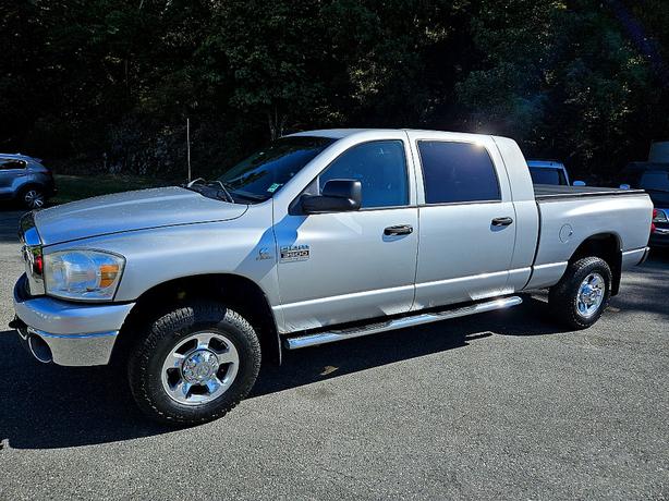 2007 Dodge  Ram 3500 SLT image 6