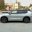 2025 Mitsubishi Outlander PHEV GT - No Accidents, Navigation, Head Up Display thumbnail image 8