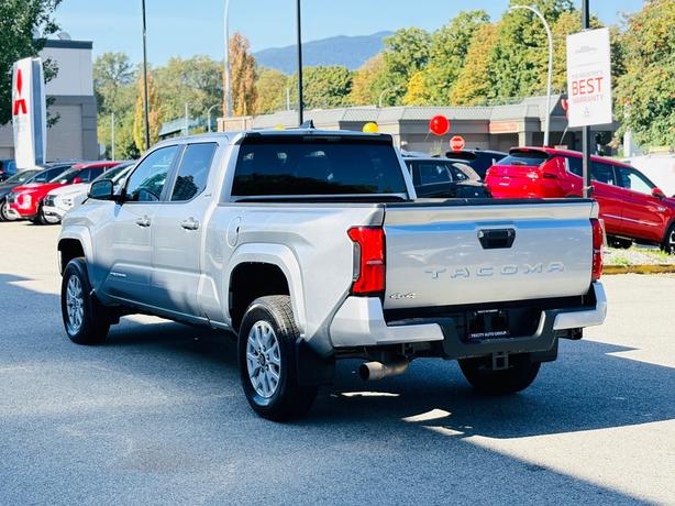 2024 Toyota Tacoma image 8