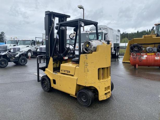 2010 Hyster S80XLBCS 3 Stage Propane Forklift image 3