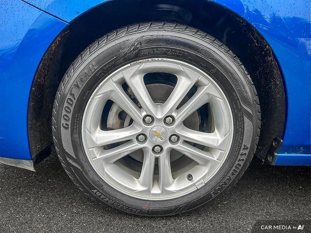 2018 Chevrolet Cruze | LT | Keyless Entry | Bluetooth Connectivity! image 6