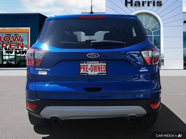 2017 Ford Escape SE | Heated Seats! image 5