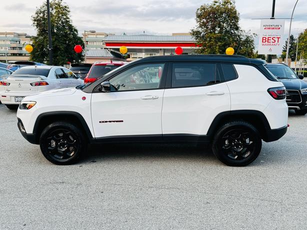 2023 Jeep Compass Trailhawk Elite - No Accidents, One Owner, Leather image 8