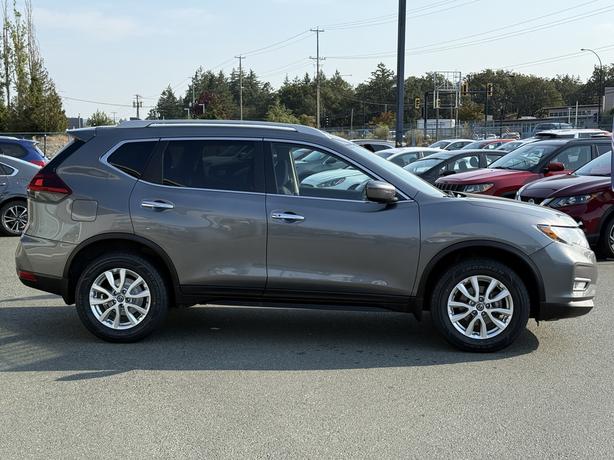 2020 Nissan Rogue SV AWD - Front Dual Zone A/C & Power Driver Seat image 5