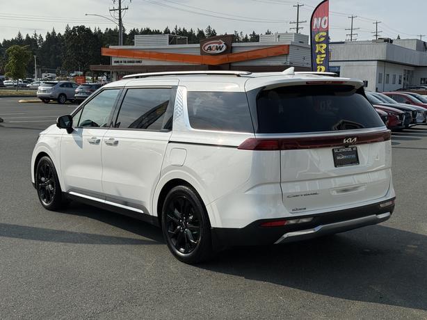 2022 Kia Carnival SX - 3rd Row Seats & Heated Steering Wheel image 8