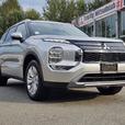 2025 Mitsubishi Outlander SE - Demo Discount Up To $5000 Off! thumbnail image 3
