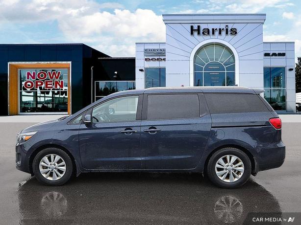 2017 Kia Sedona LX | Backup Camera | Low Km's | No Reported Accidents! image 3