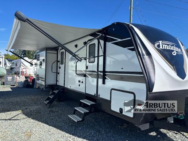 Used 2021 Grand Design Imagine 3250BH image 1