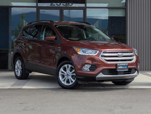 2018 Ford Escape SEL - No Accidents, Heated Seats, Low KMs image 4