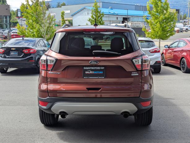 2018 Ford Escape SEL - No Accidents, Heated Seats, Low KMs image 7