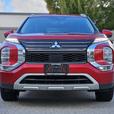2022 Mitsubishi Outlander thumbnail image 2