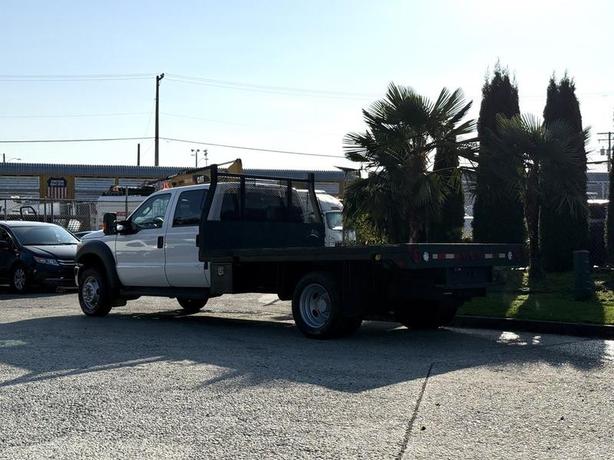 2014 Ford F-550 Super Duty 4x4 Crew Cab 11-Foot Flat Deck Truck image 7