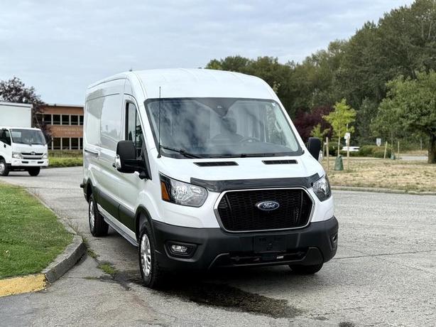 2022 Ford Transit 250 Cargo Van image 2