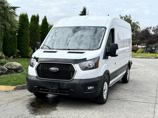 2022 Ford Transit 250 Cargo Van image 4
