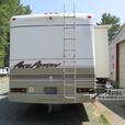 Used 2000 Fleetwood RV Pace Arrow 35N thumbnail image 6