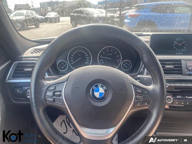 2017 BMW 3 Series 330i Xdrive TWIN TURBO! BLUETOOTH! image 7