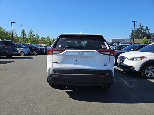 2022 Toyota RAV4 LE AWD | Heated Seats | Adaptive Cruise Control! image 5
