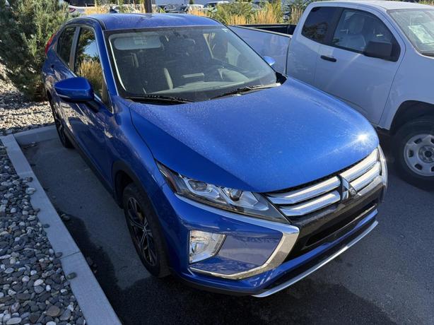 2020 Mitsubishi Eclipse Cross SE image 1