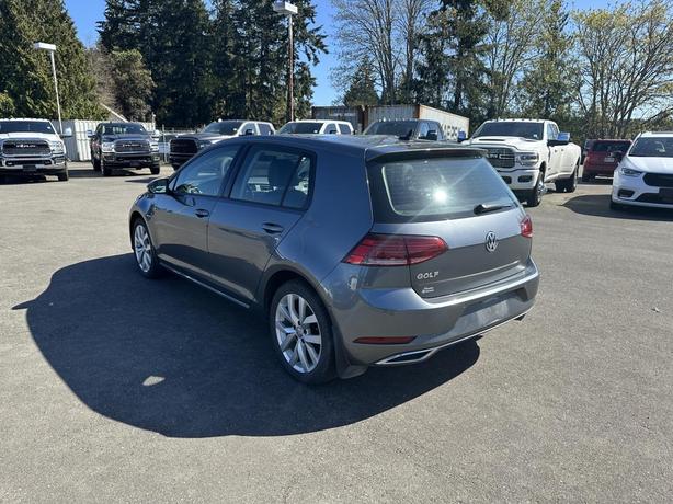 2019 Volkswagen Golf Execline image 3
