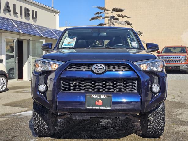 2017 Toyota 4Runner 4WD 4dr V6 SR5 image 2