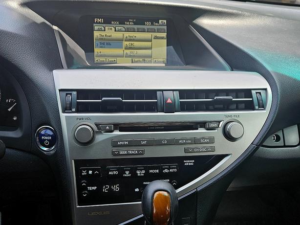 2010 Lexus  RX 450h image 8