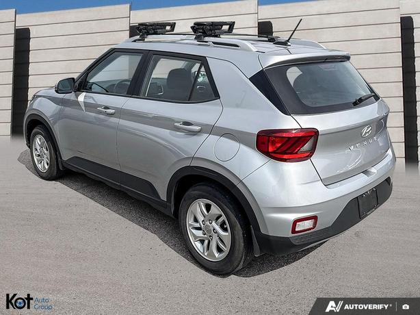 2023 Hyundai Venue Preferred image 4