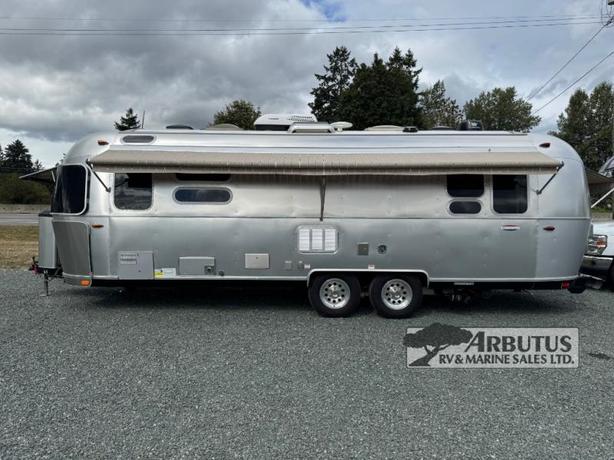 Used 2019 Airstream International Serenity 28RB image 5