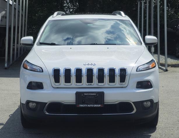2016 Jeep Cherokee Limited - No Accidents, Leather, Panoramic Sunroof image 2