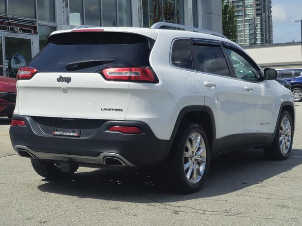 2016 Jeep Cherokee Limited - No Accidents, Leather, Panoramic Sunroof image 5