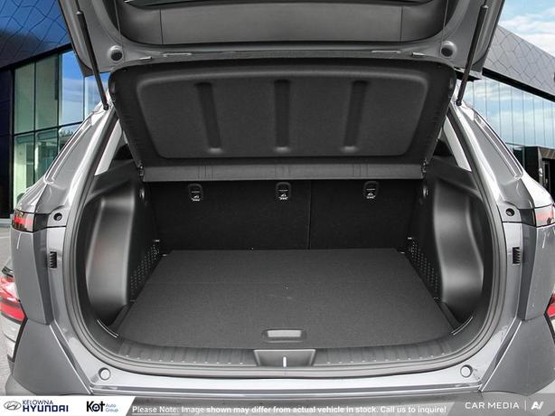 2025 Hyundai Kona electric Preferred Trend demo image 7