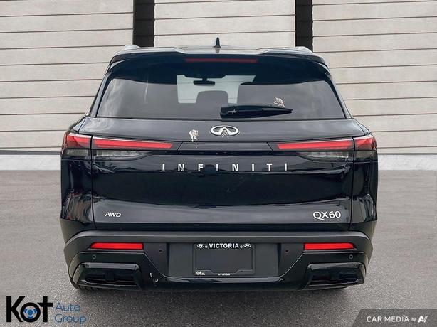 2023 Infiniti QX60 Luxe V6 ENGINE! PANORAMIC MOONROOF! LEATHER INTERIOR! BLUETOO image 5
