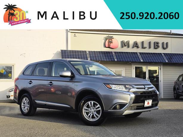 2017 Mitsubishi Outlander AWC 4dr ES image 1