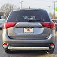 2017 Mitsubishi Outlander AWC 4dr ES thumbnail image 3