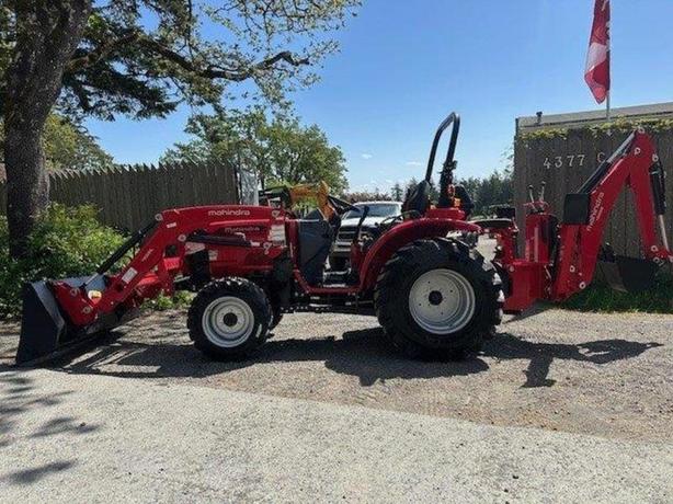 2024 Mahindra 1600 Series 1626 Shuttle image 3