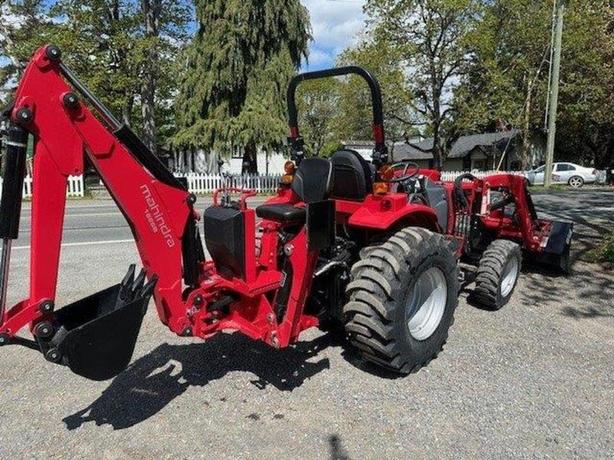 2024 Mahindra 1600 Series 1626 Shuttle image 4