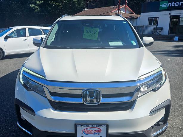 2019 Honda  Pilot Touring 8-Passenger image 3