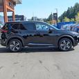 2023 Nissan Rogue Platinum - No Accidents, Heated Seats, AWD, Low KM thumbnail image 4