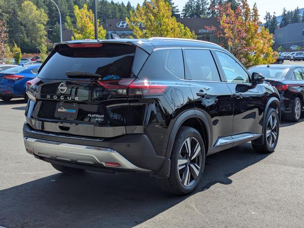2023 Nissan Rogue Platinum - No Accidents, Heated Seats, AWD, Low KM image 5