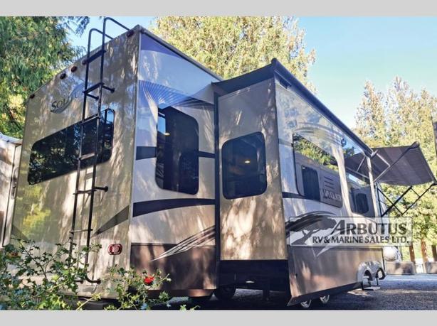 Used 2015 Grand Design Solitude 369RL image 4