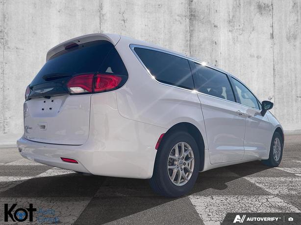 2024 Chrysler Grand Caravan SXT | Power Sliding Doors | Power Liftgate | Remote  image 5