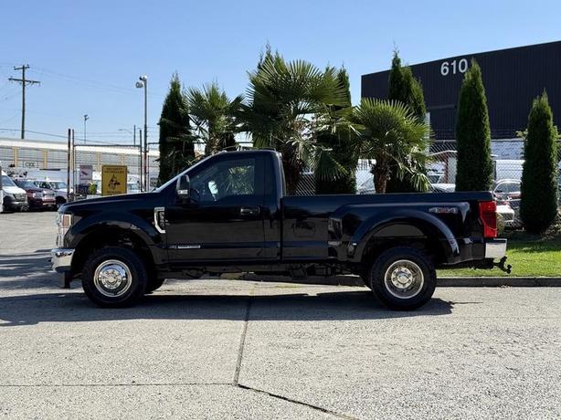 2022 Ford F-350 SD XLT Regular Cab 4X4 Dually Diesel Pickup with 8-Foot Box image 5