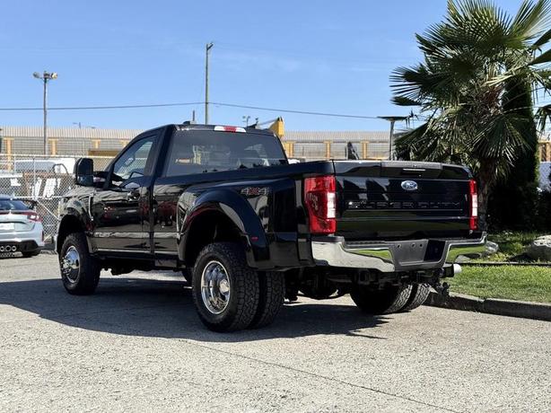 2022 Ford F-350 SD XLT Regular Cab 4X4 Dually Diesel Pickup with 8-Foot Box image 6