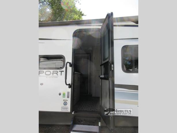 Used 2022 Keystone RV Passport GT 3401QD image 7