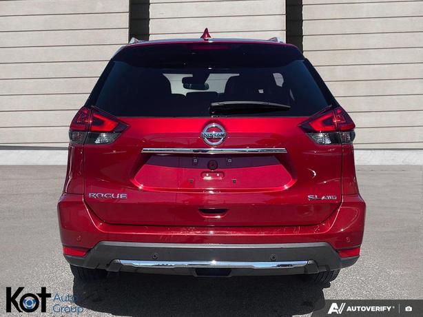 2020 Nissan Rogue SL HEATED FRONT SEATS! BLUETOOTH! SUNROOF! LEATHER INTERIOR! image 5