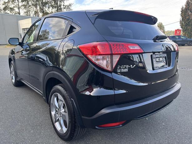 2017 Honda HR-V LX image 5