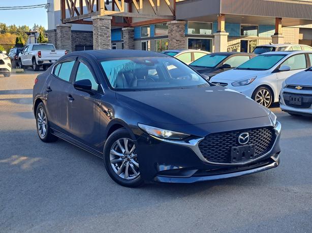 2019 Mazda Mazda3 - Heated Seats, Heated Wheel, Moonroof image 4