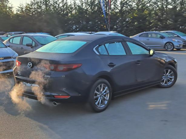 2019 Mazda Mazda3 - Heated Seats, Heated Wheel, Moonroof image 6